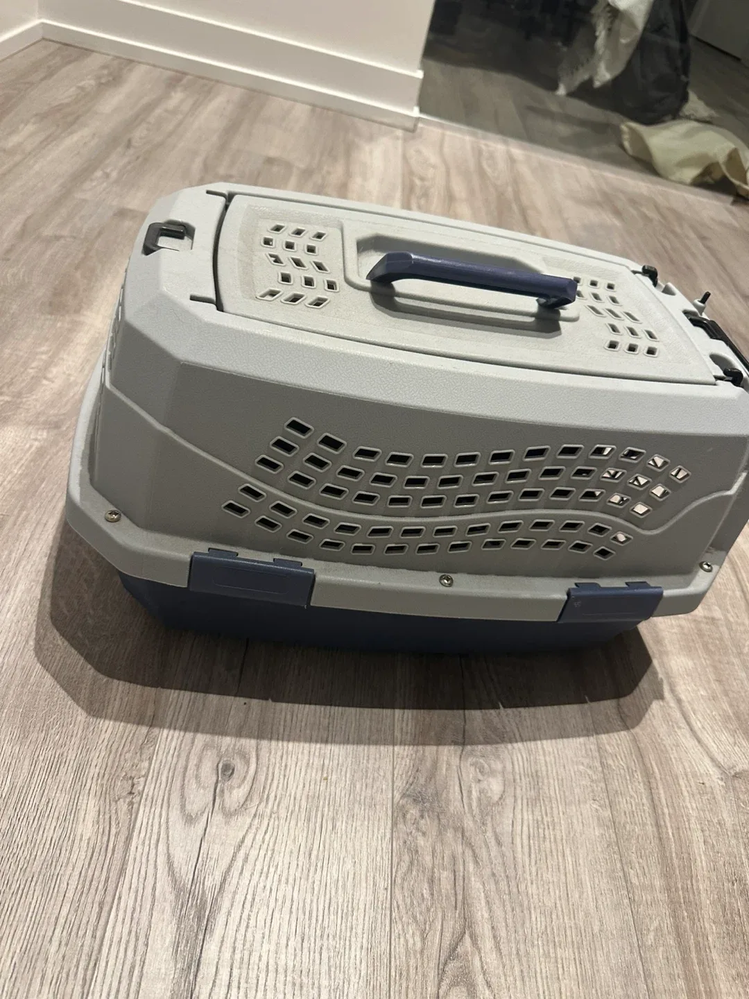 Pet Carrier image indicator(2)