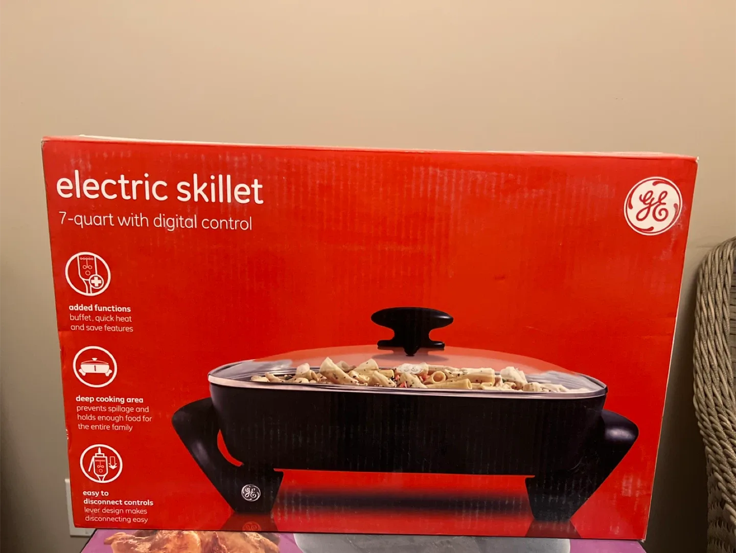 GE Electric Skillet 7-Quart w/ Digital Control - New