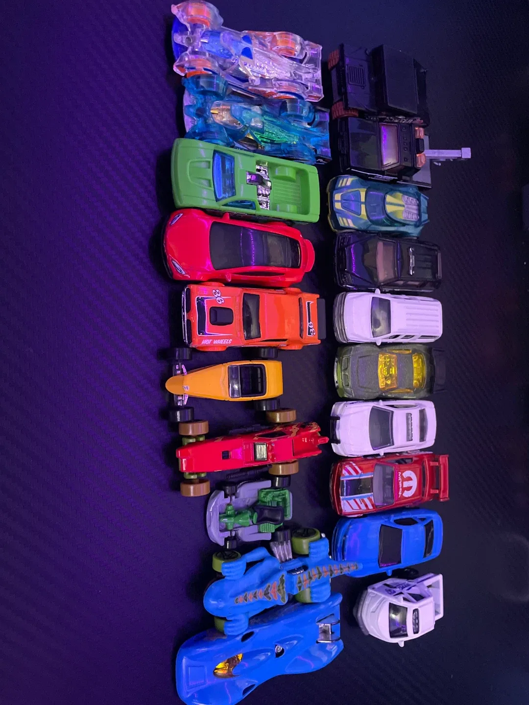 Hot Wheel and MatchBox Car Collection image indicator(2)
