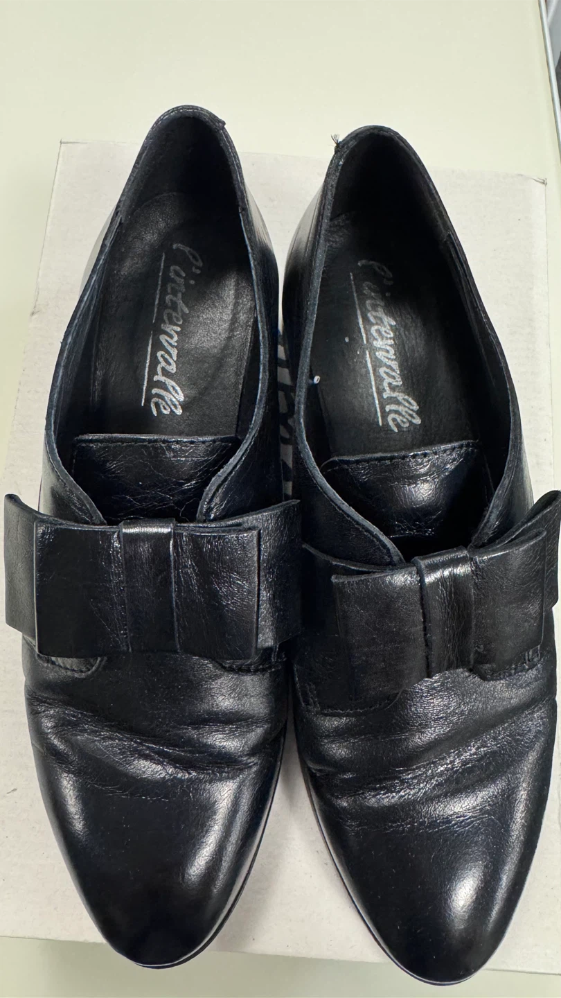 L'intervalle Black Leather Shoes Size 38