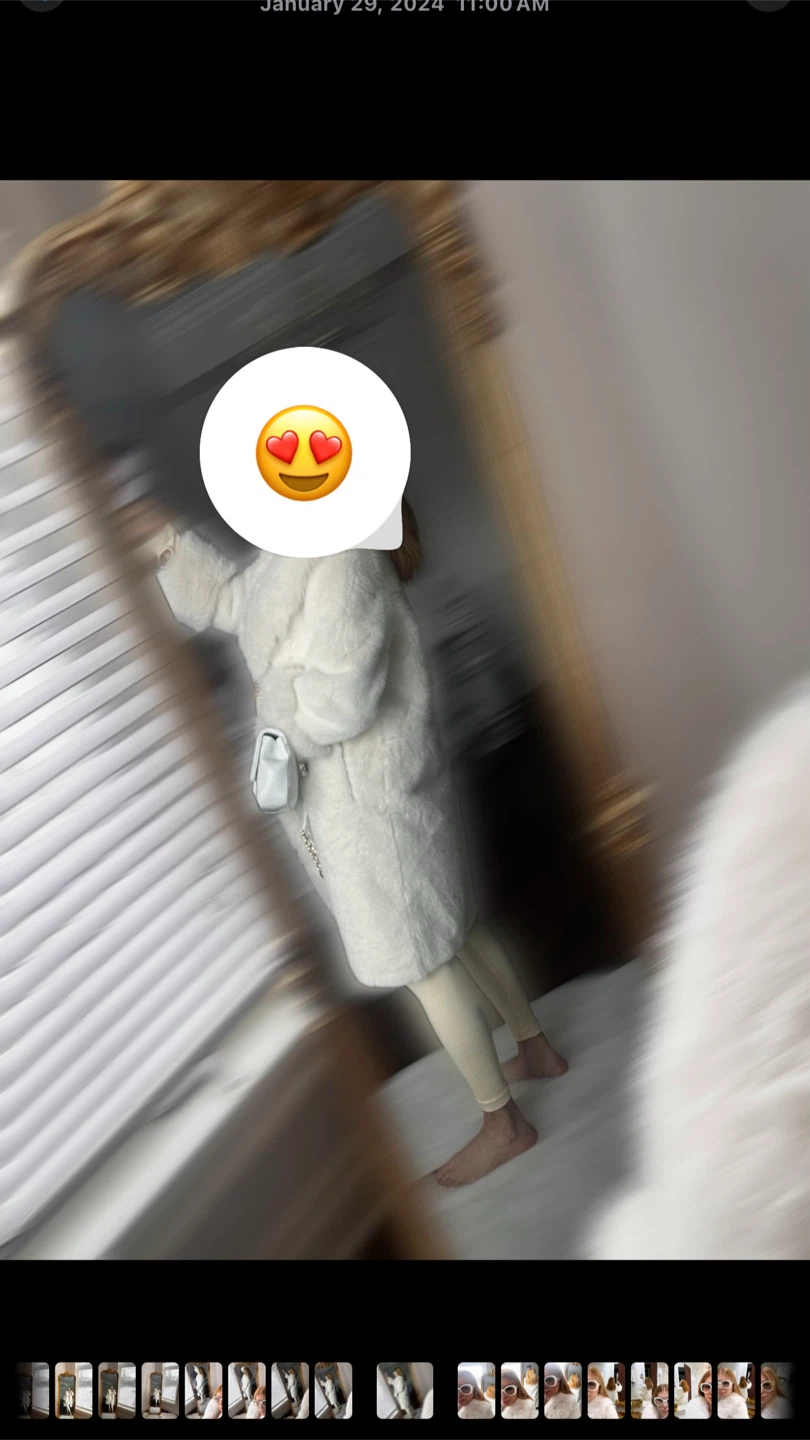 White plush faux fur coat - photo 5