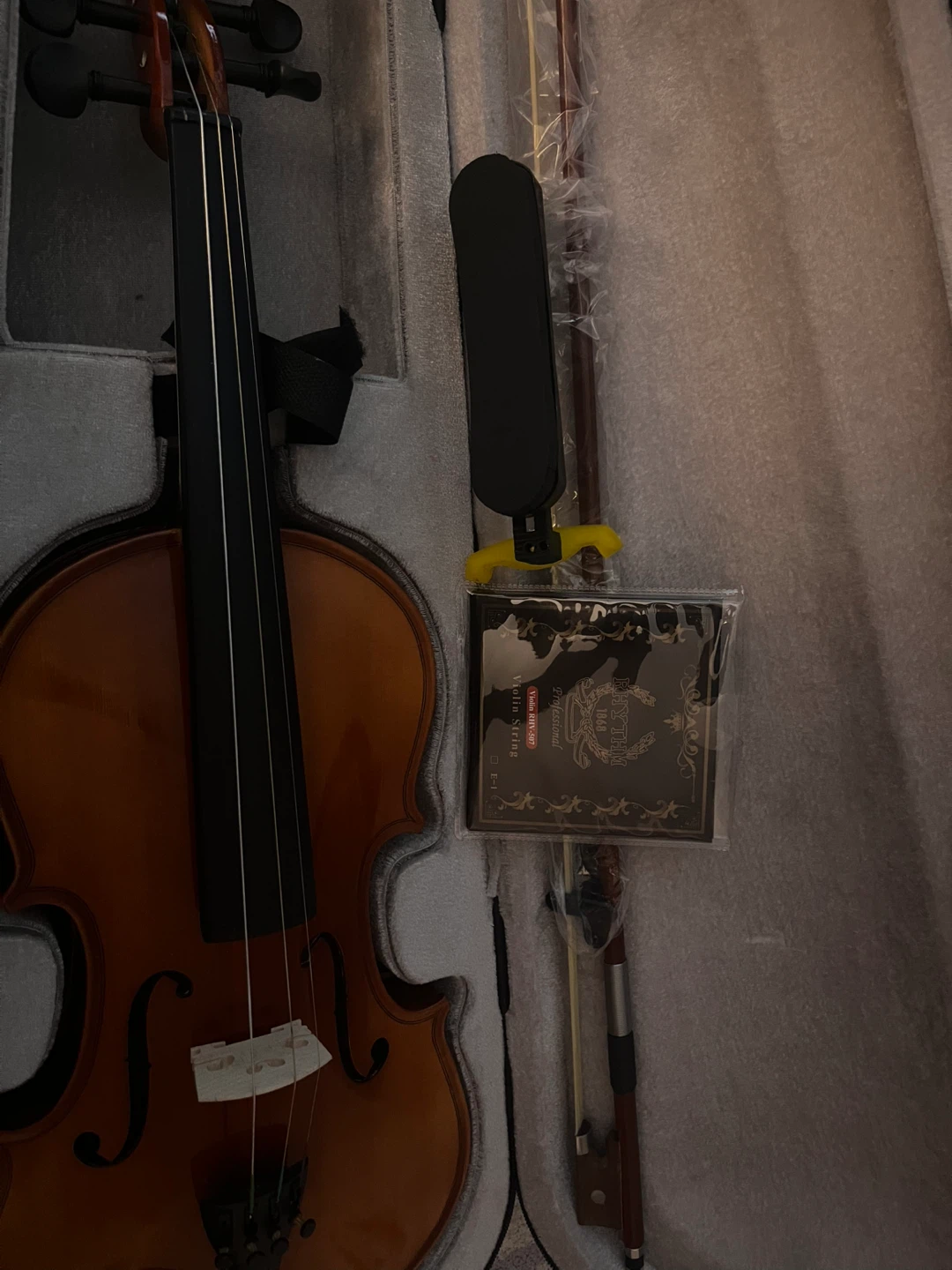 4/4 Violin comes with everything - photo 5