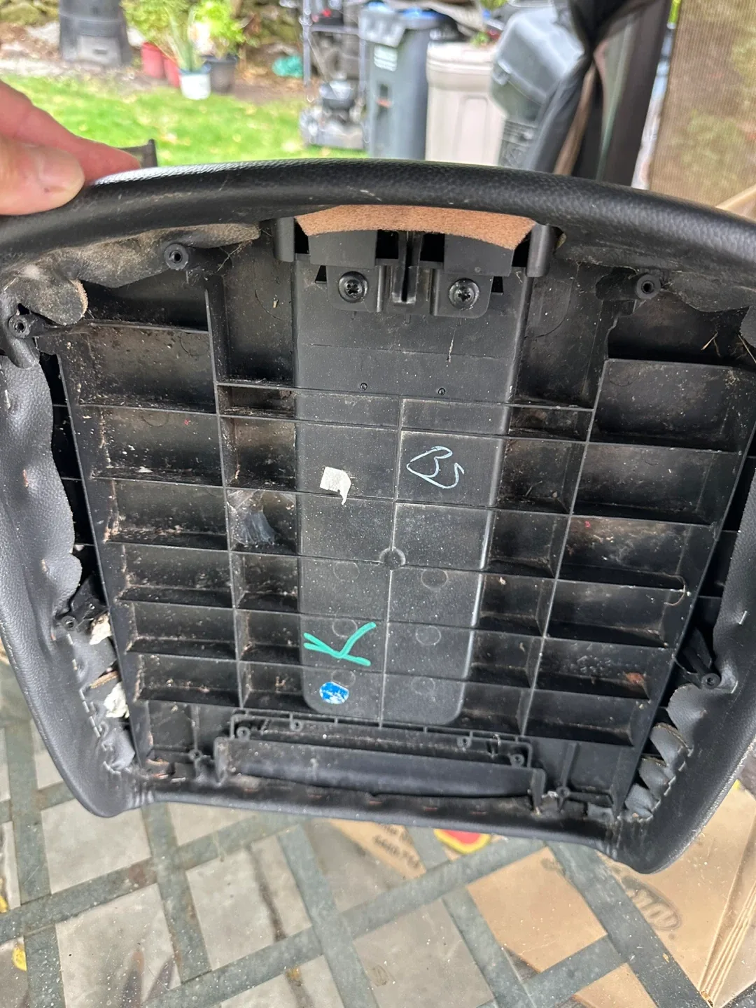 Black Leather Car Center Console Lid image indicator(4)