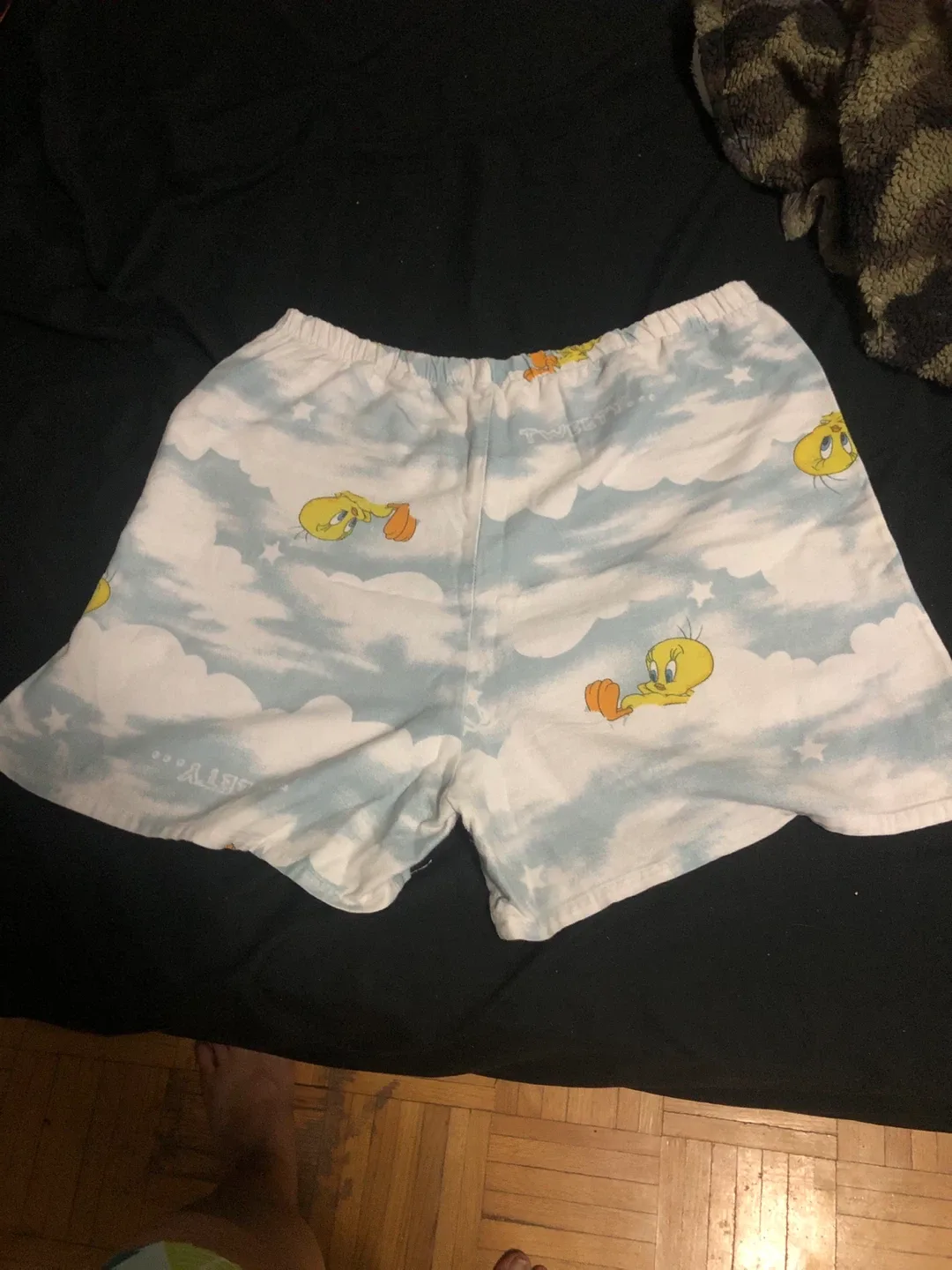 Tweety Bird Cloud Print Shorts thumbnail