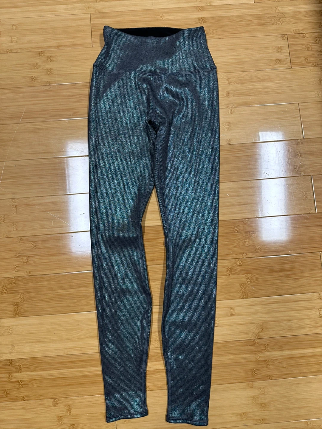 ALO soft ribbed high- waist shimmer leggings - Size Small - photo 3