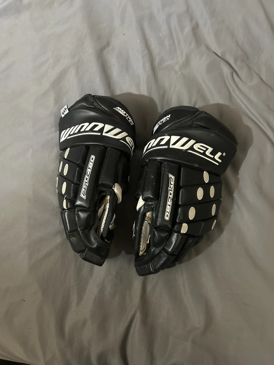 Winnwell Pro450 Hockey Gloves - 15" - photo 3