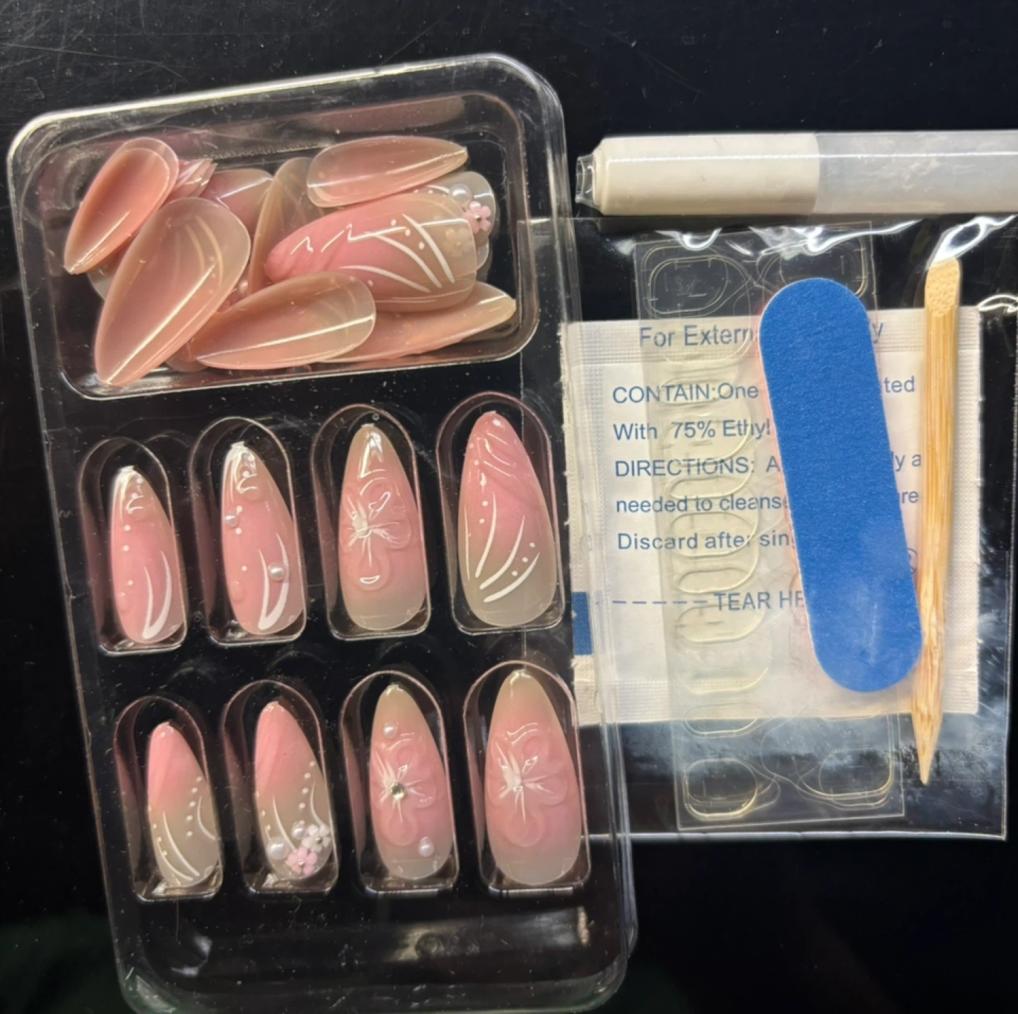 Press on Nails - Pink Floral Design