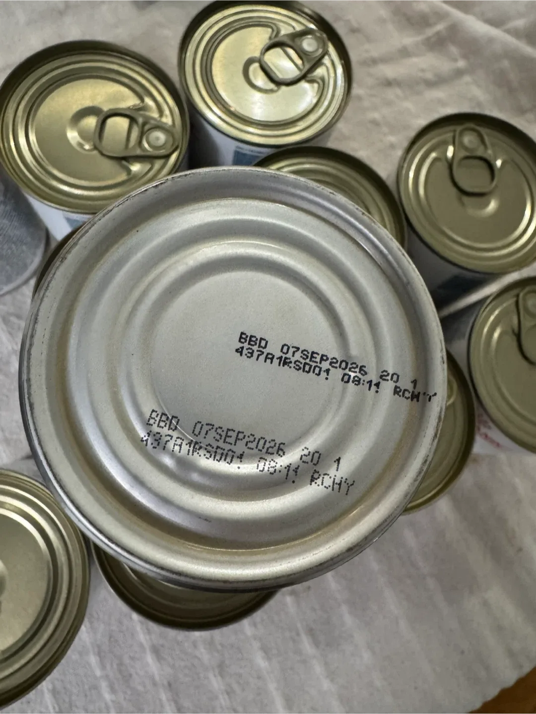 11 Cans Royal Canin HP Dog Food image indicator(4)