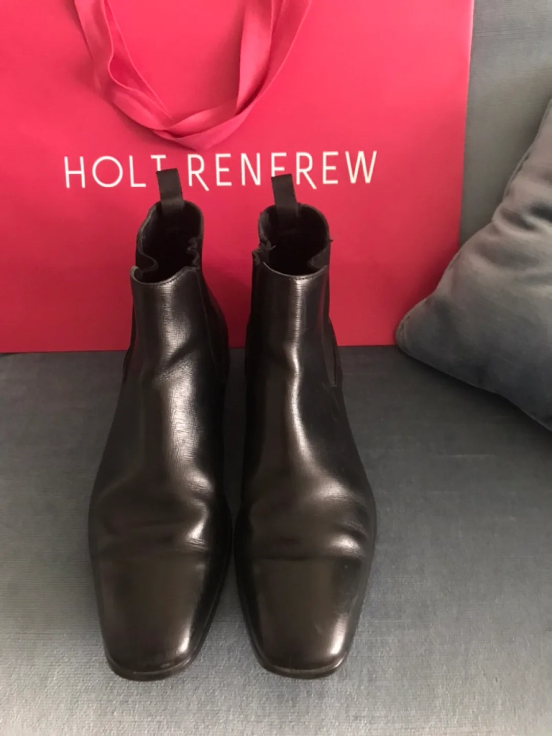 PRADA MEN'S SHOES ✨Like NEW Worn Once! image indicator(8)