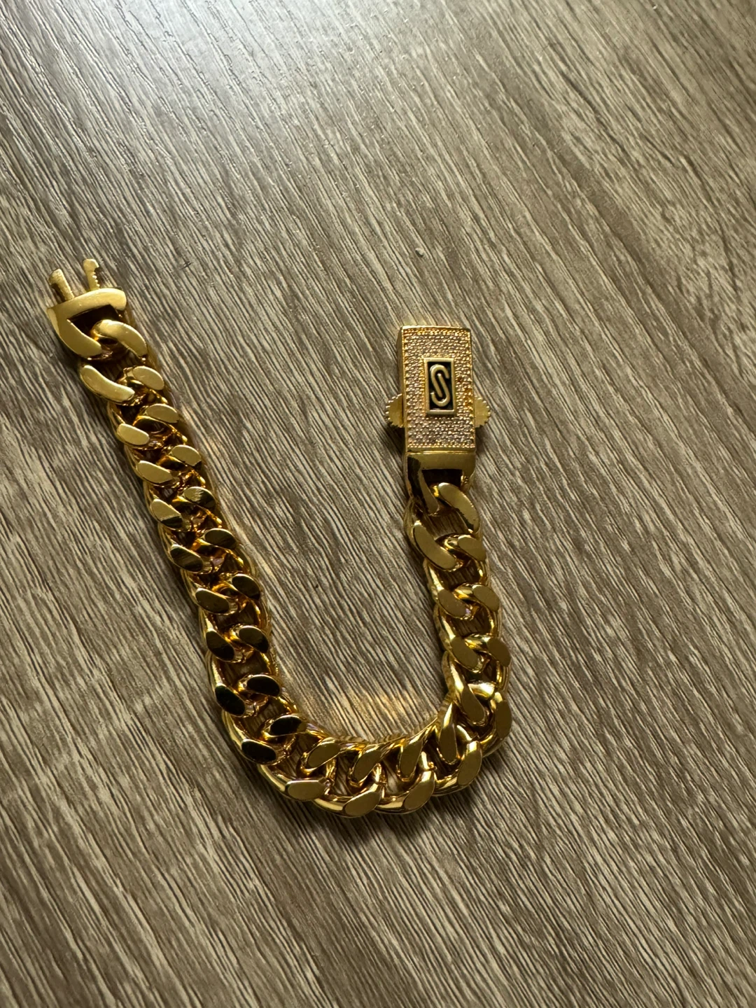 Gold plated Cuban Link Bracelet with 'S' Clasp - photo 2
