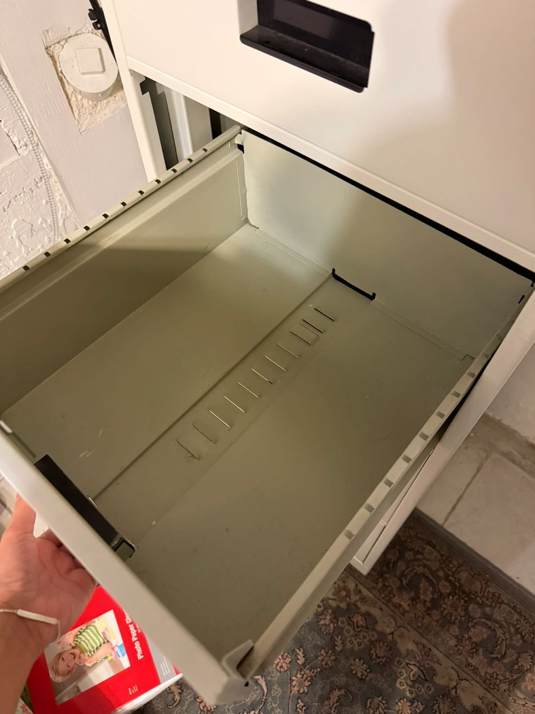 White / light grey file cabinet - photo 4