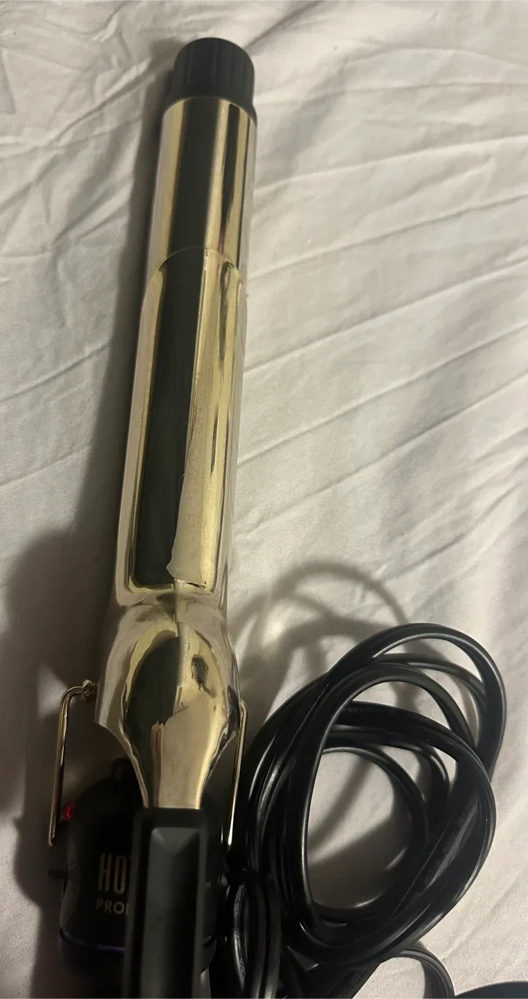 Hot Tools Pro Artist 1 1/4" Curling Iron image indicator(4)