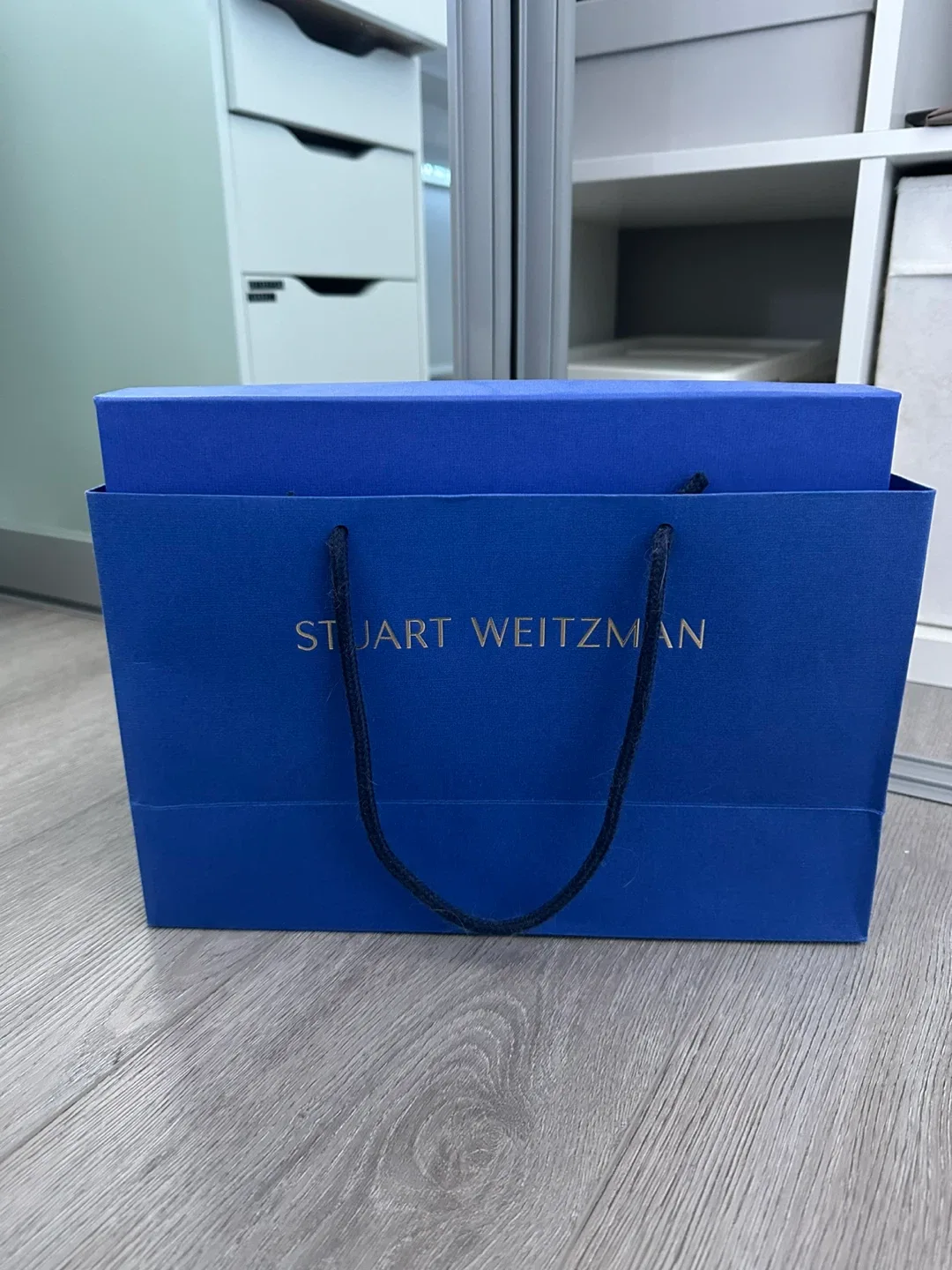 Stuart Weitzman White Heels - Size 9 image indicator(2)