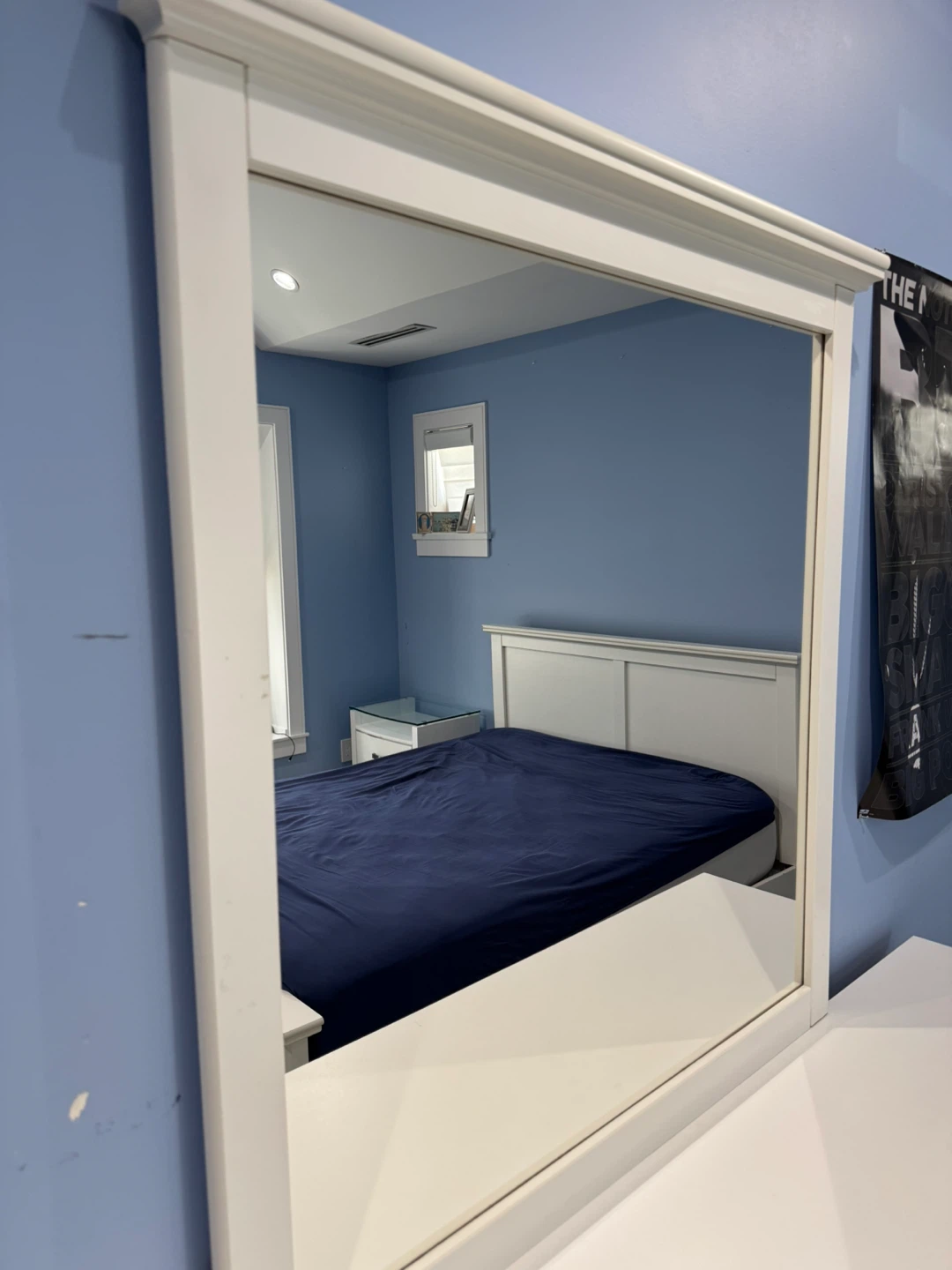 Ashley Queen White Bedroom Set - photo 2