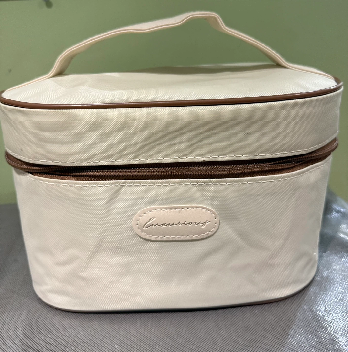 Luxurious Lunch Box Set with Carrying Case - photo 3