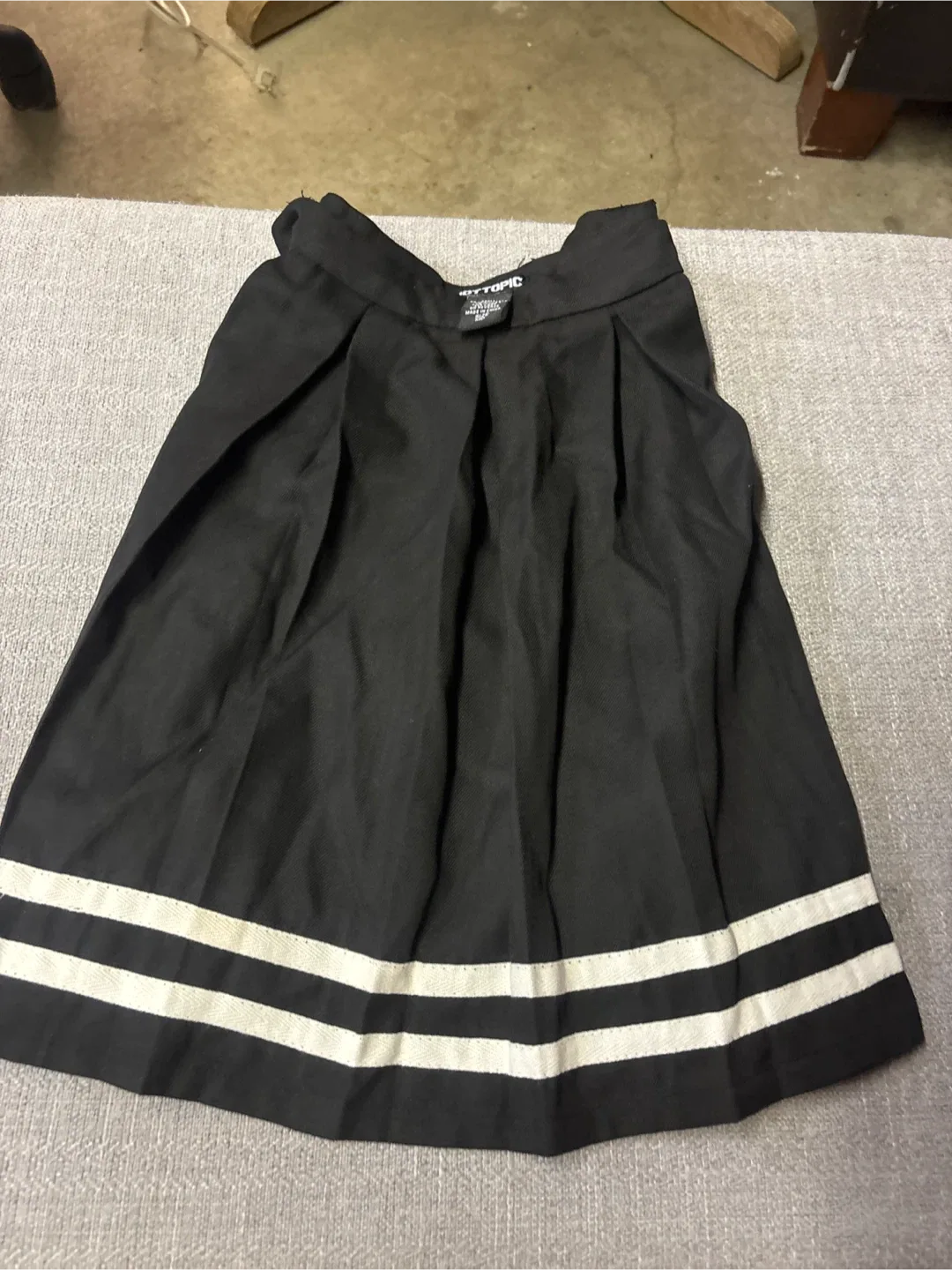 Hot Topic Black Skirt - Size MD thumbnail
