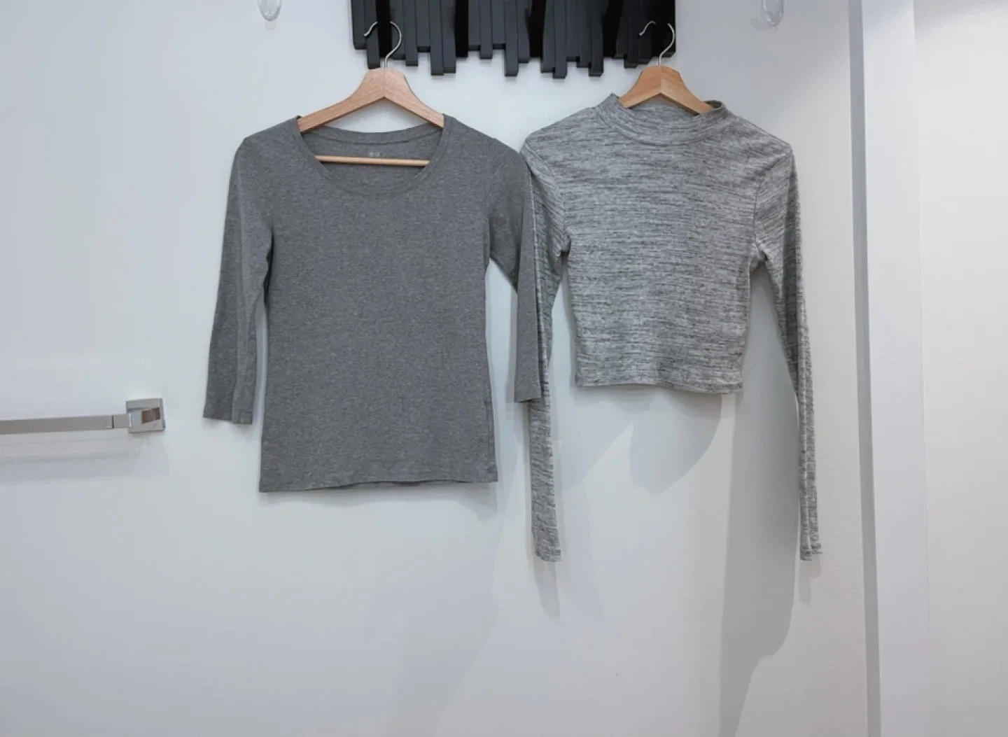 Women’s Uniqlo & H&M stretchy Tops - Size XS thumbnail