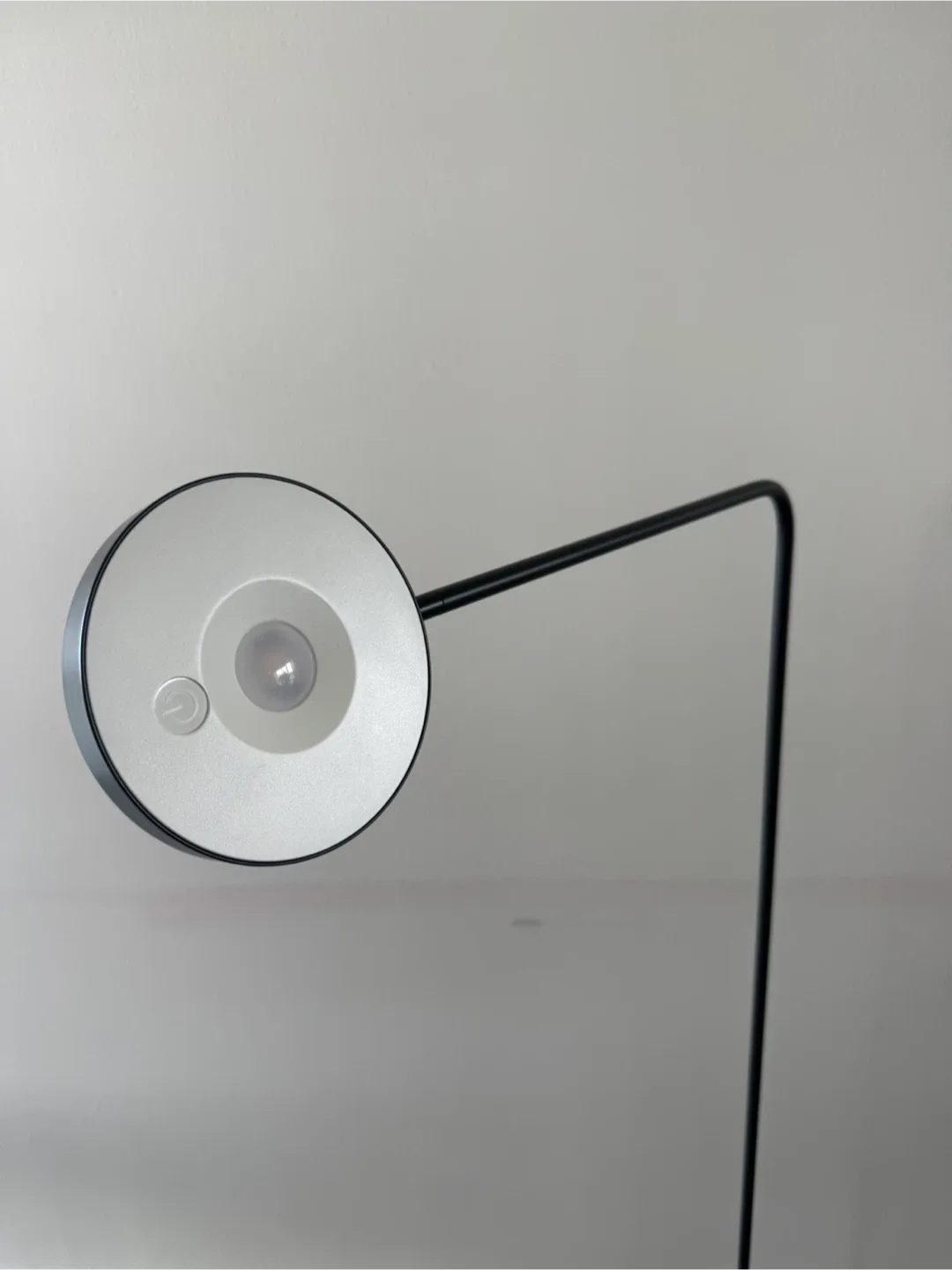 IKEA Ypperlig LED Floor Lamp image indicator(2)