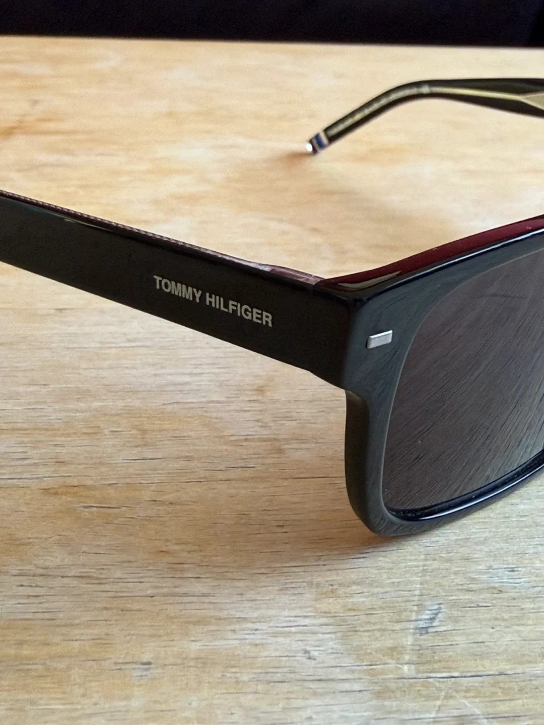 Tommy Hilfiger Black Sunglasses image indicator(3)
