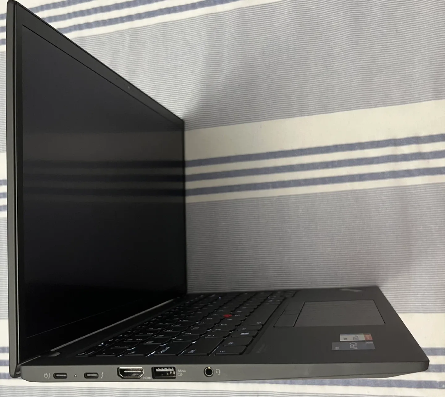 Lenovo T14s Gen 3 Laptop - i7 image indicator(4)