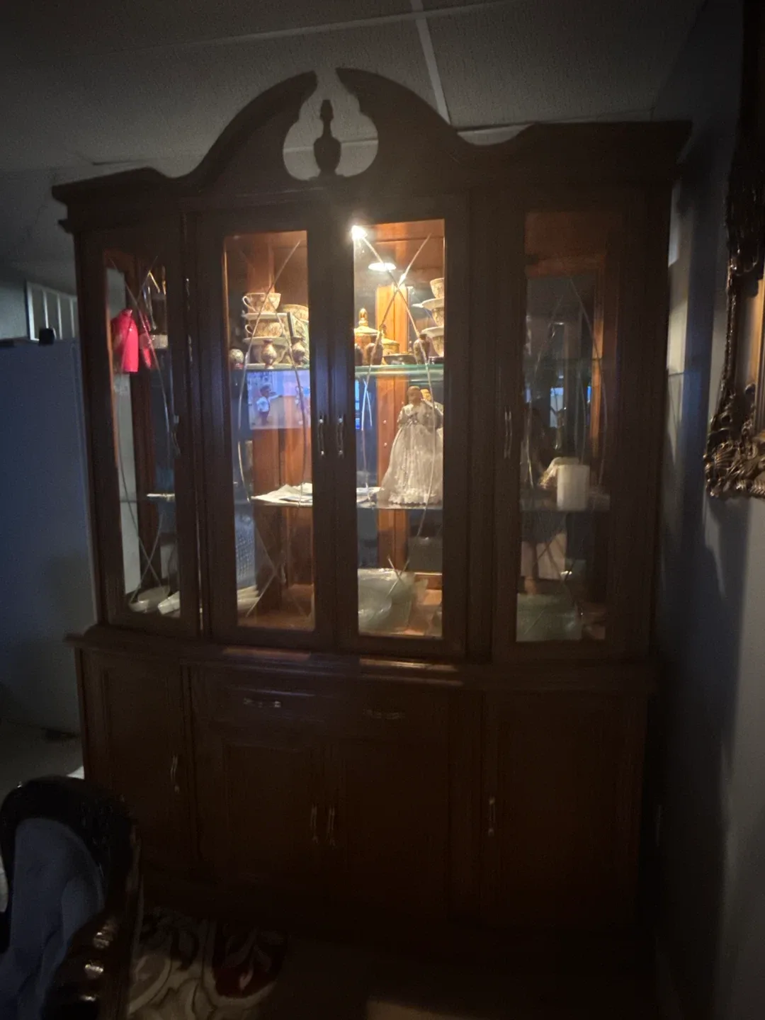 Wooden China Cabinet image indicator(2)