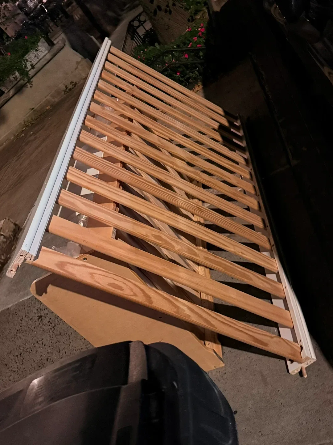 Twin bed frame and headboard image indicator(2)