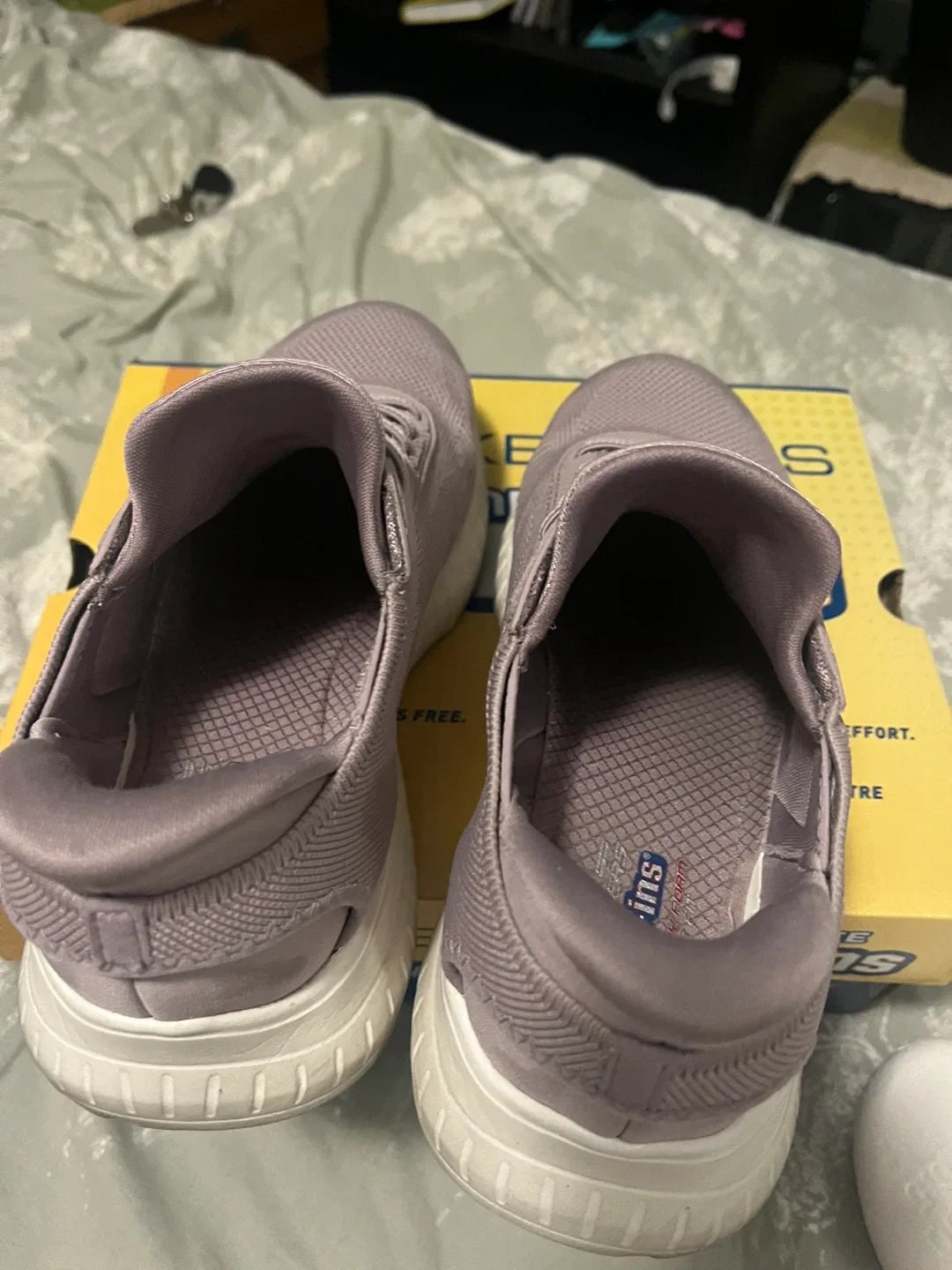 Skechers Hands Free Slip-ins Lavender Size 8.5 image indicator(4)