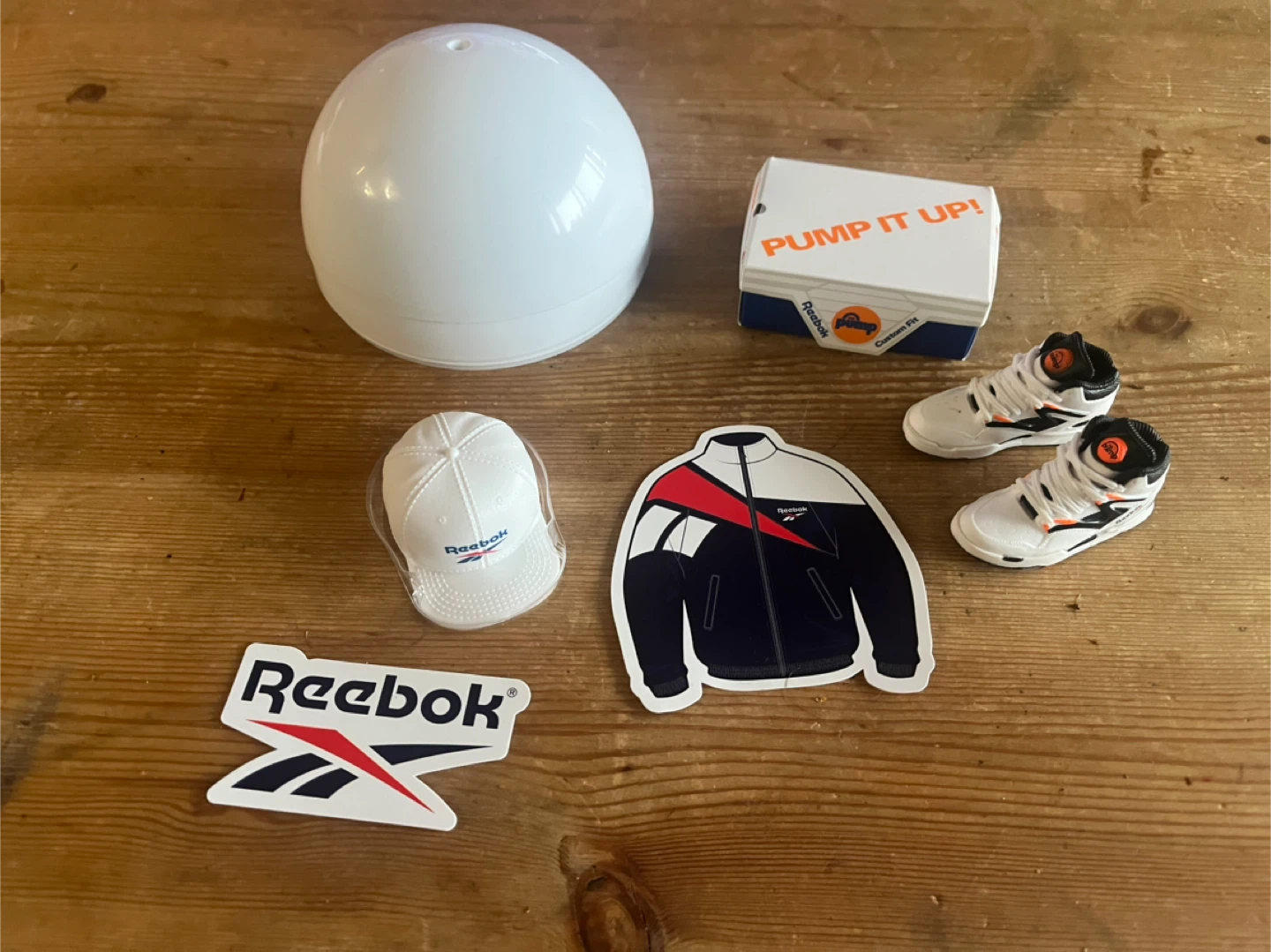 Zuru Mini Brands Sneakers & Reebok Accessories - photo 3