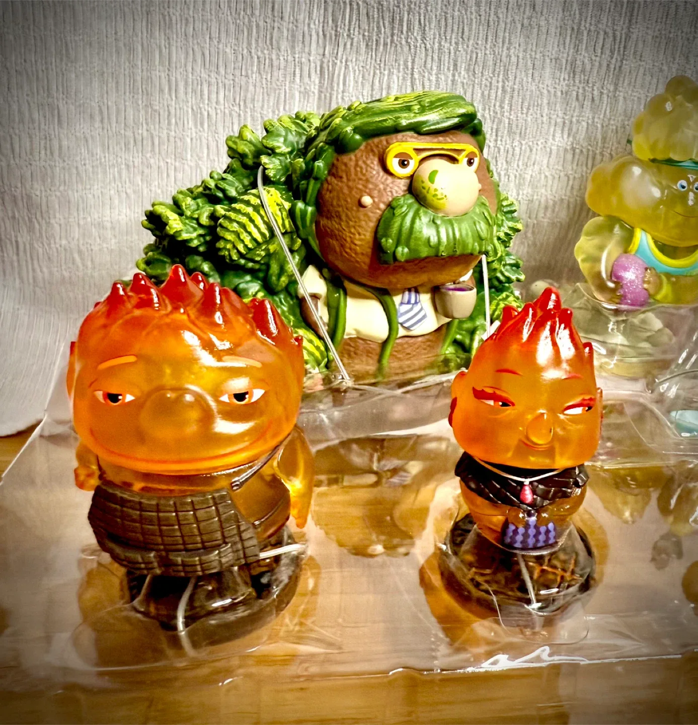 Disney Pixar Elemental Deluxe Figurine Set (Rare & Brand New) image indicator(4)