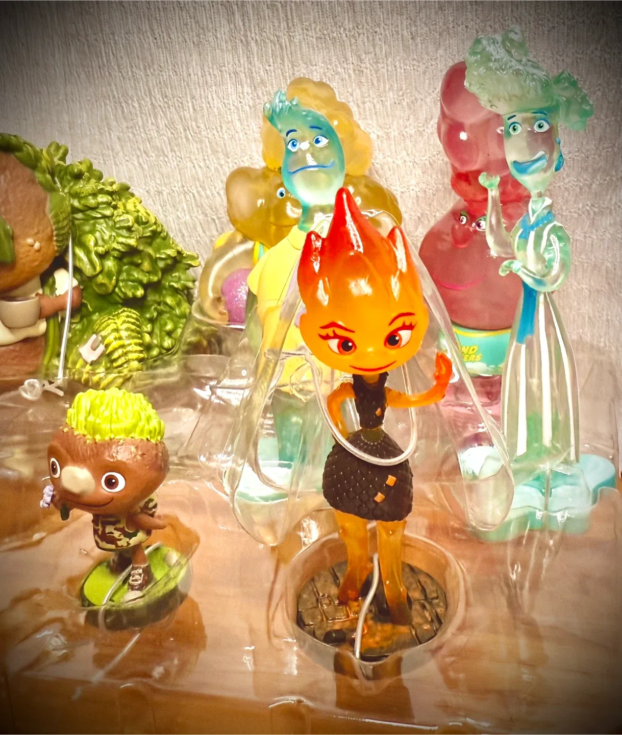 Disney Pixar Elemental Deluxe Figurine Set (Rare & Brand New) image indicator(2)