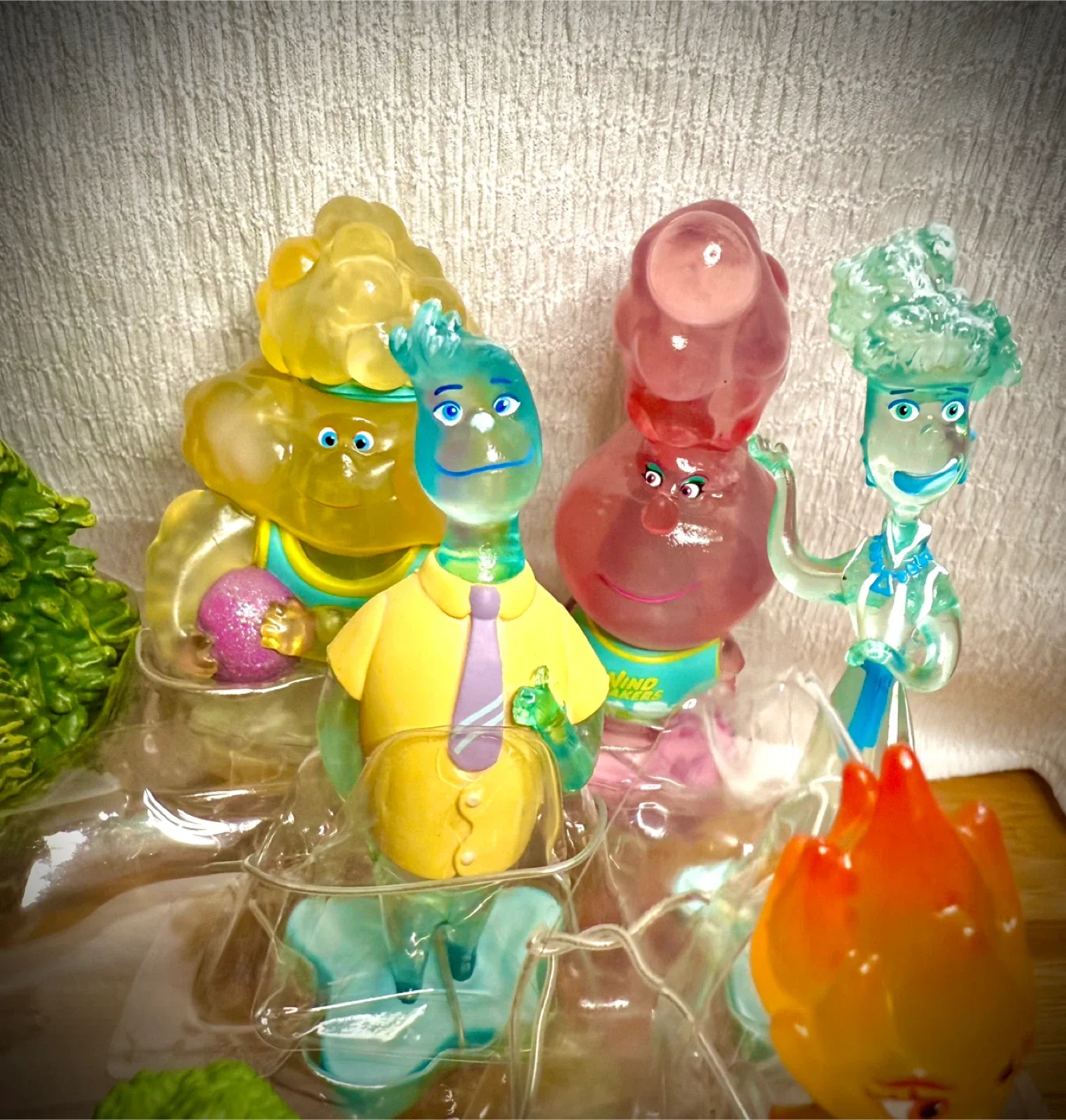 Disney Pixar Elemental Deluxe Figurine Set (Rare & Brand New) image indicator(3)