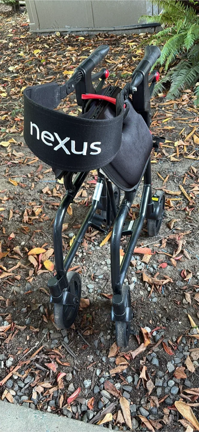 Nexus L3 Walker with Seat - Mobility Aid image indicator(8)