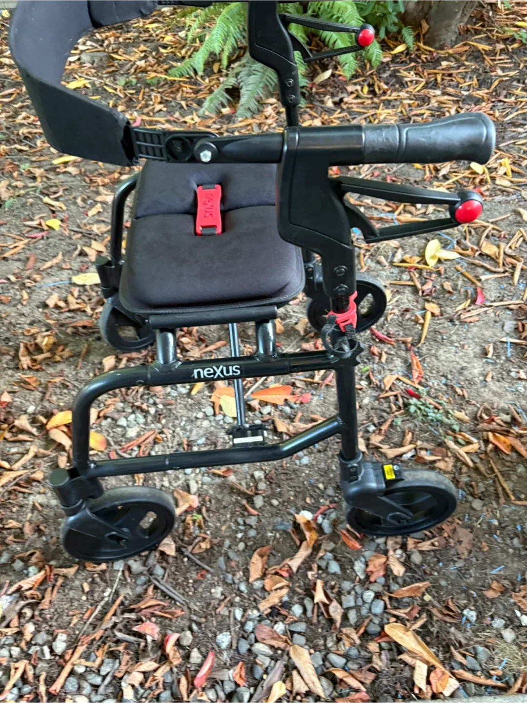 Nexus L3 Walker with Seat - Mobility Aid image indicator(7)