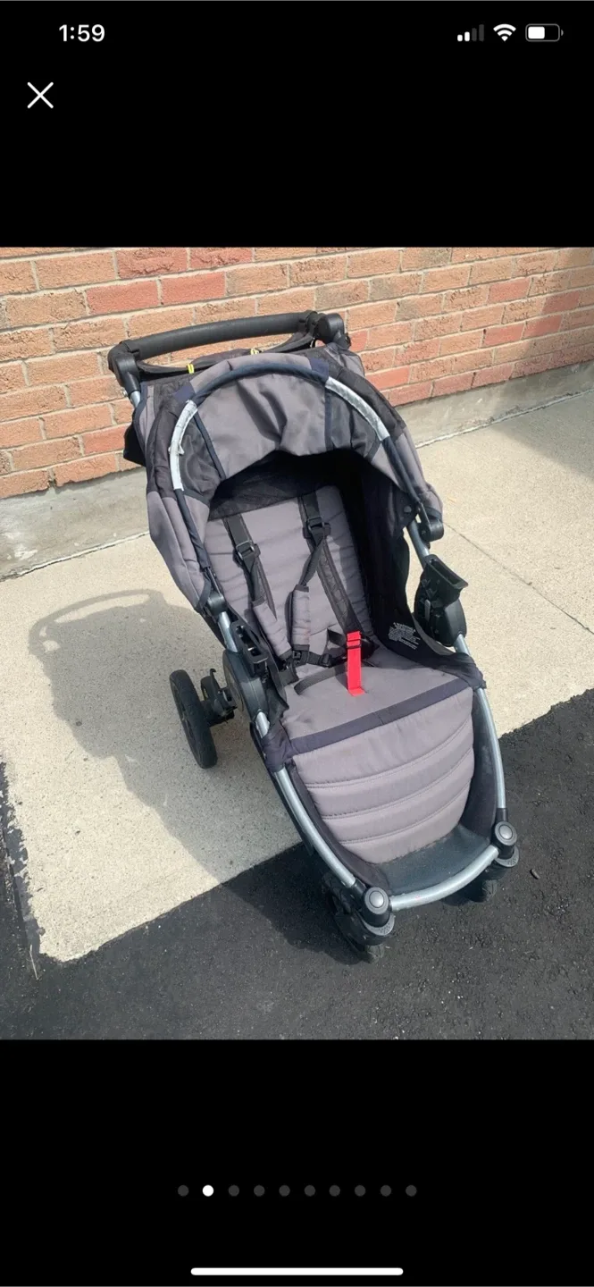 B.O.B Revolution Flex 3.0 Jogging Stroller image indicator(2)