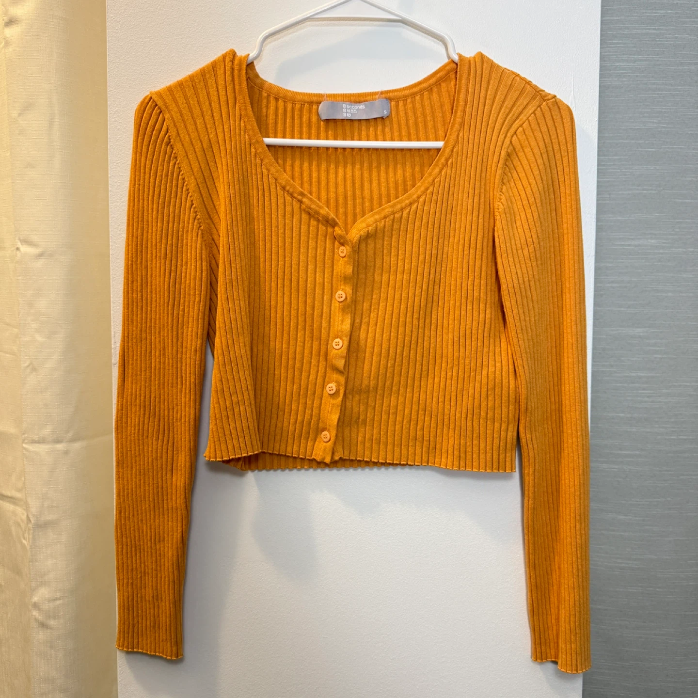 Korea Orange cropped cardigan - Size S