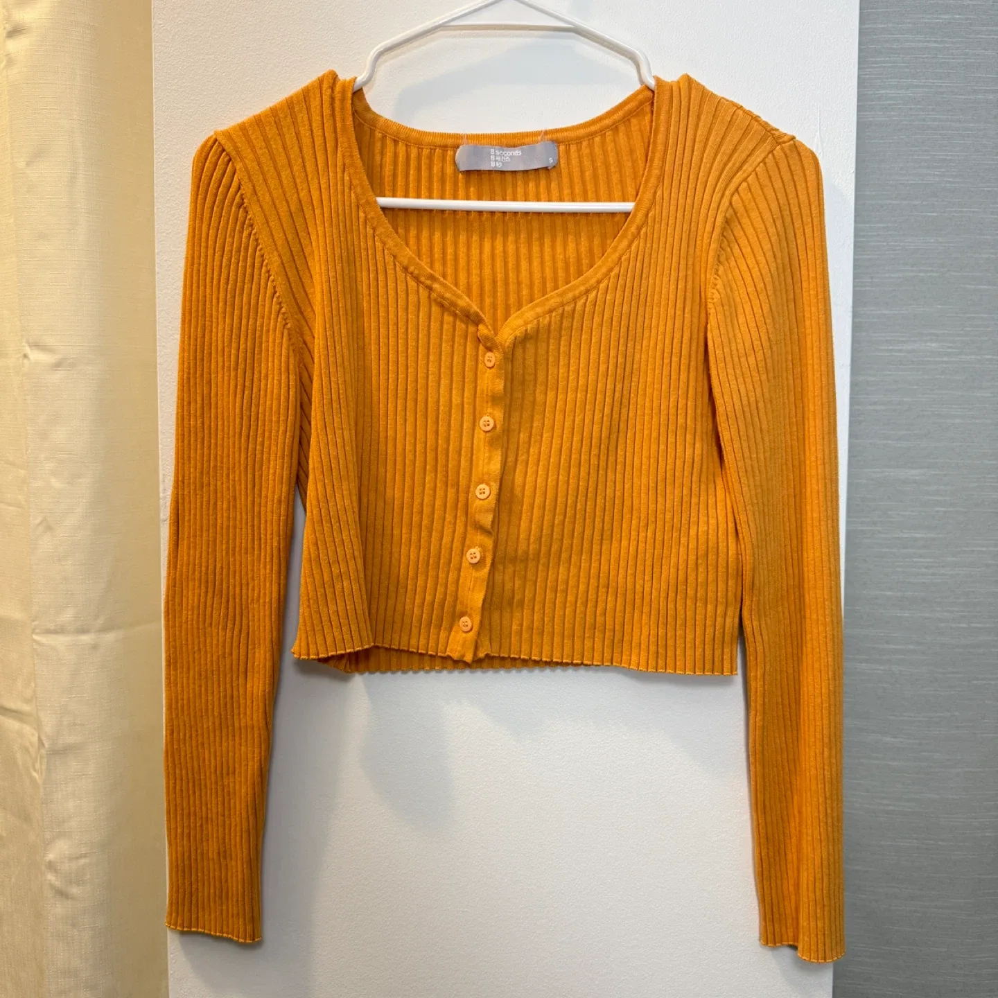 Korea Orange cropped cardigan - Size S thumbnail