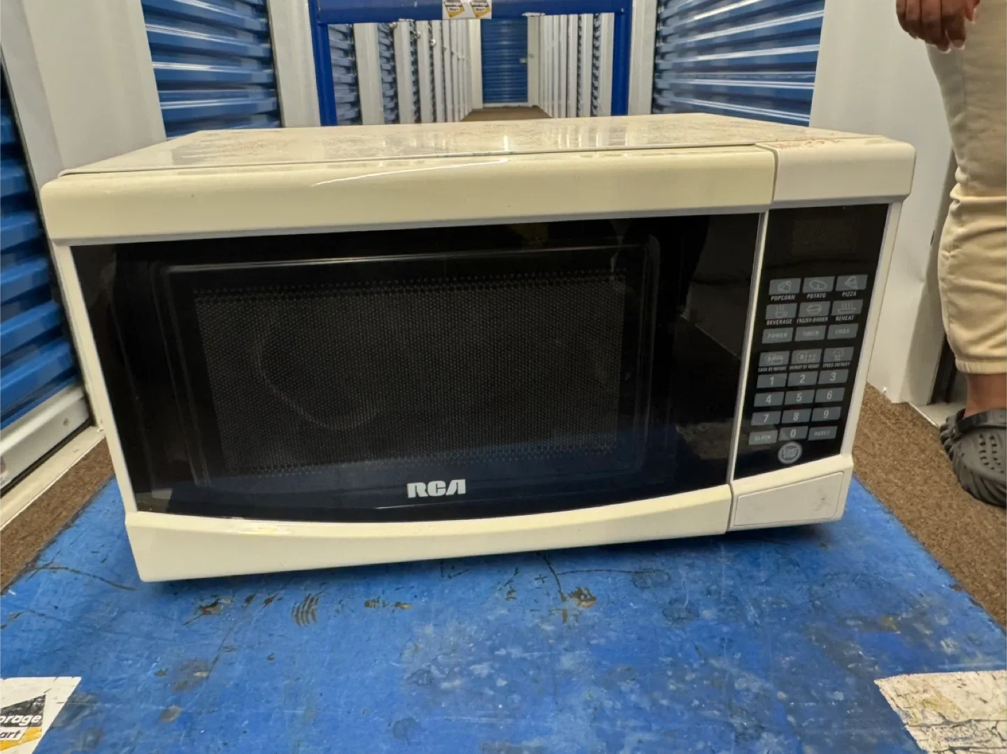 RCA Microwave - Great Condition!