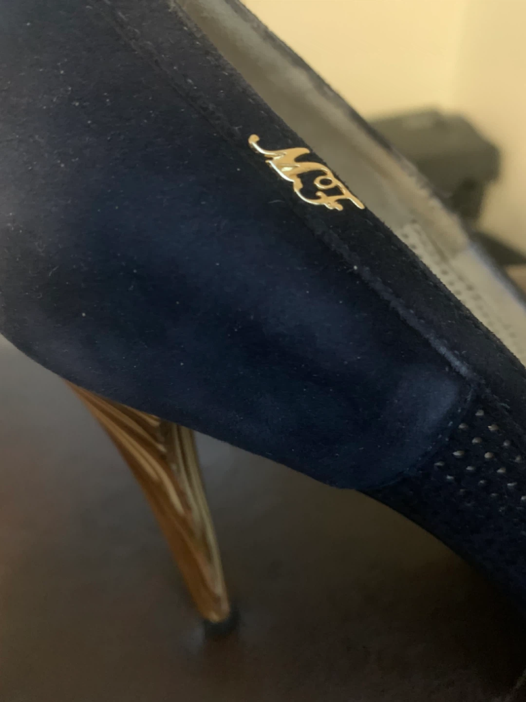 Marina Fabiani Navy Heels - Size 7.5 - photo 4
