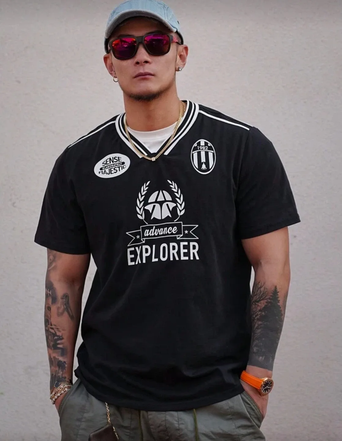 V neck T-shirts (buy 2 get free gift 🎁) image indicator(2)