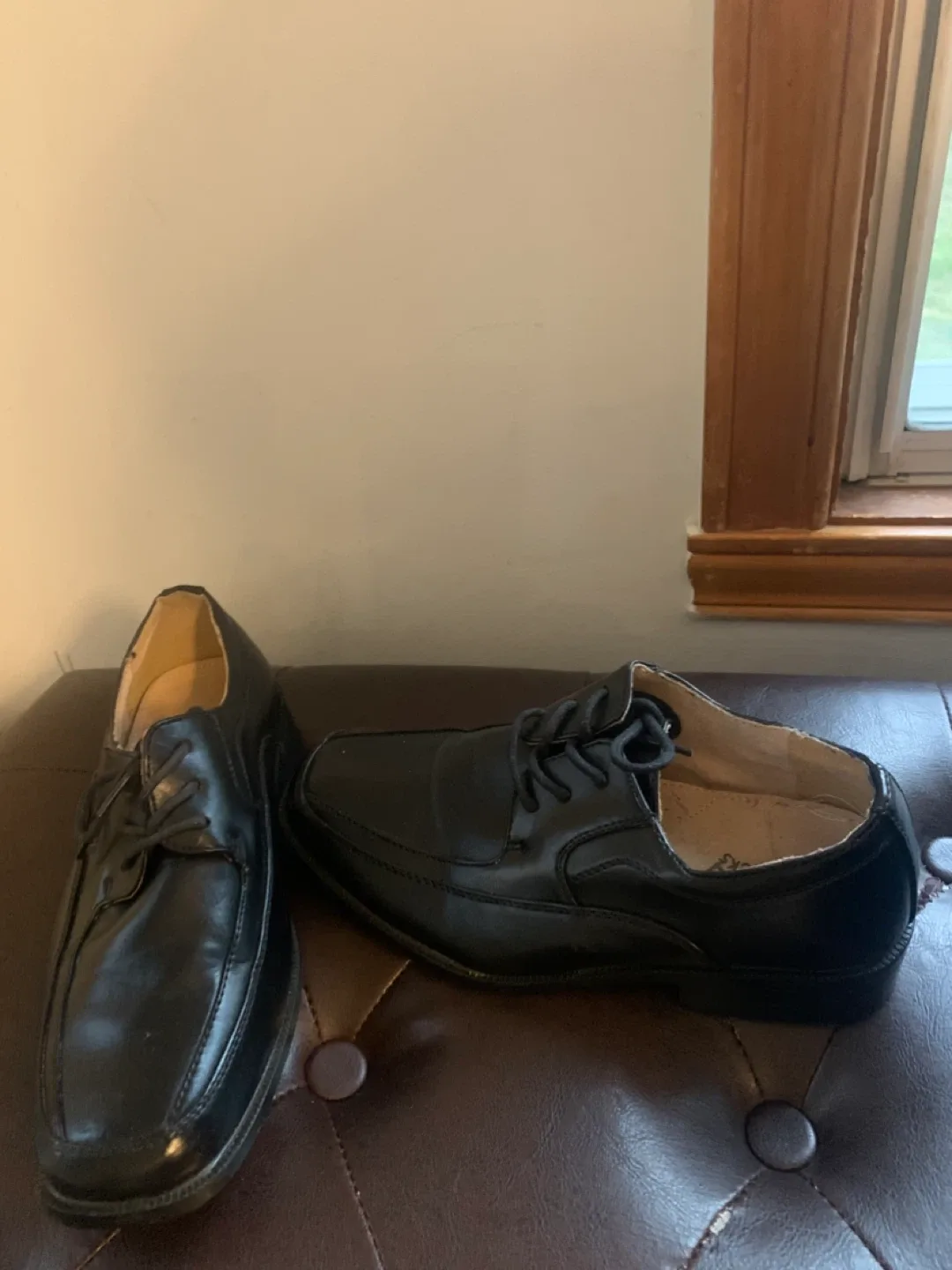 Vunzi Kicks Black Dress Shoes - Size 5 thumbnail