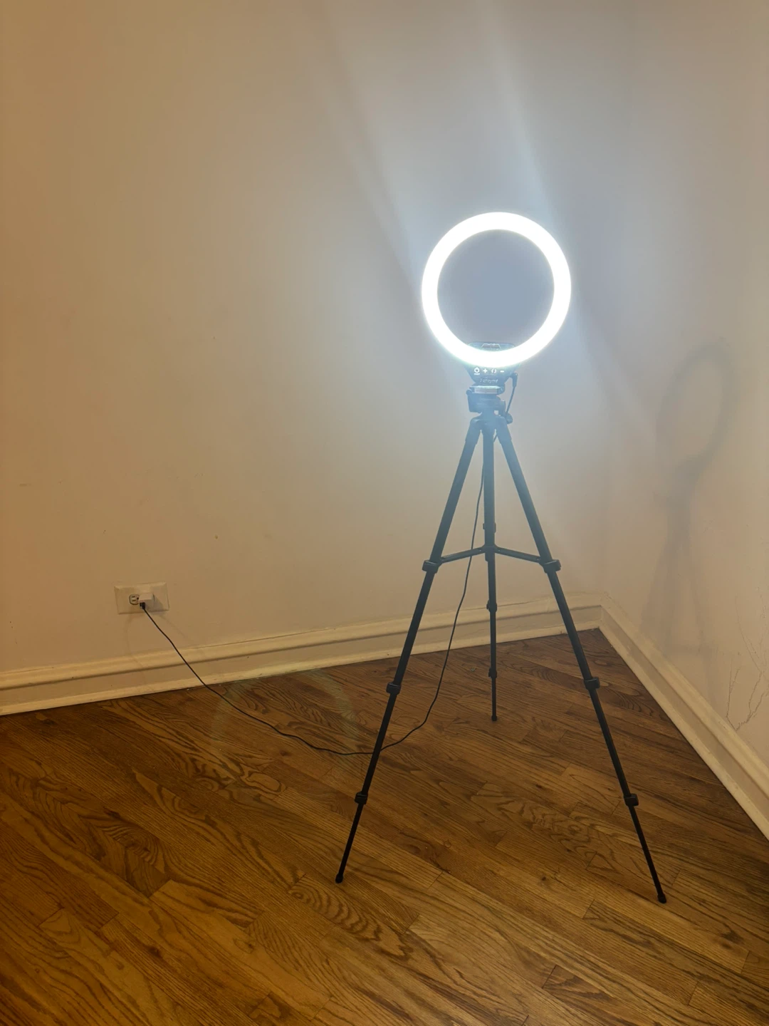 RING LIGHT w/ STAND - photo 5