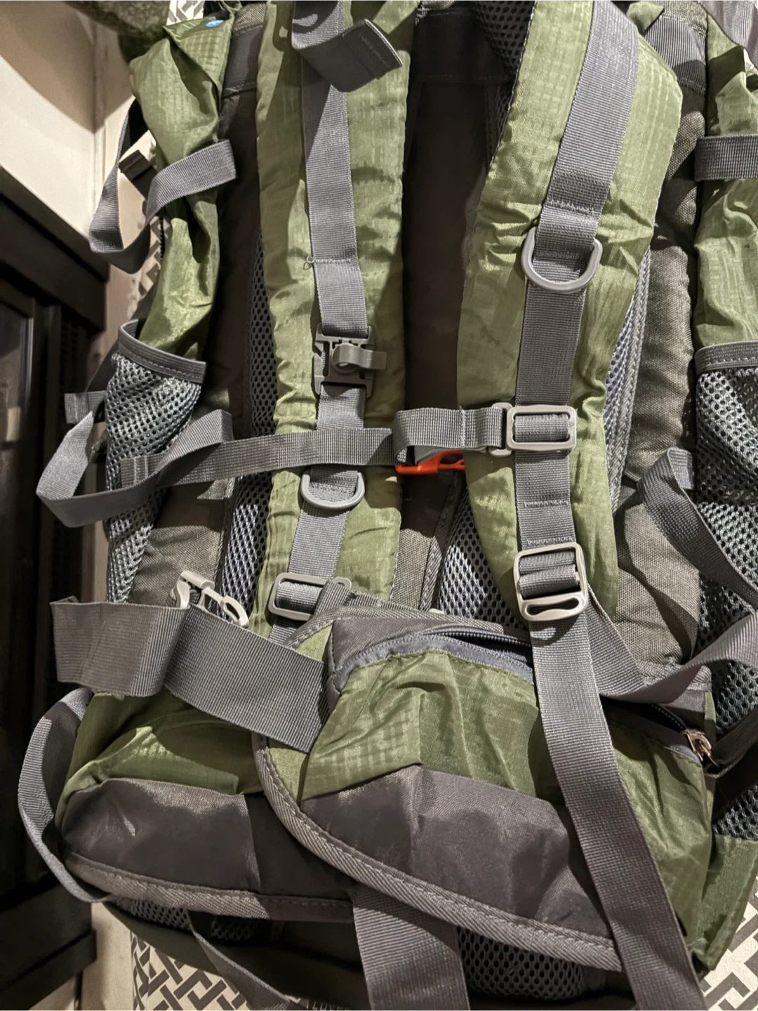 Trekking 60L Hiking Backpack - photo 3