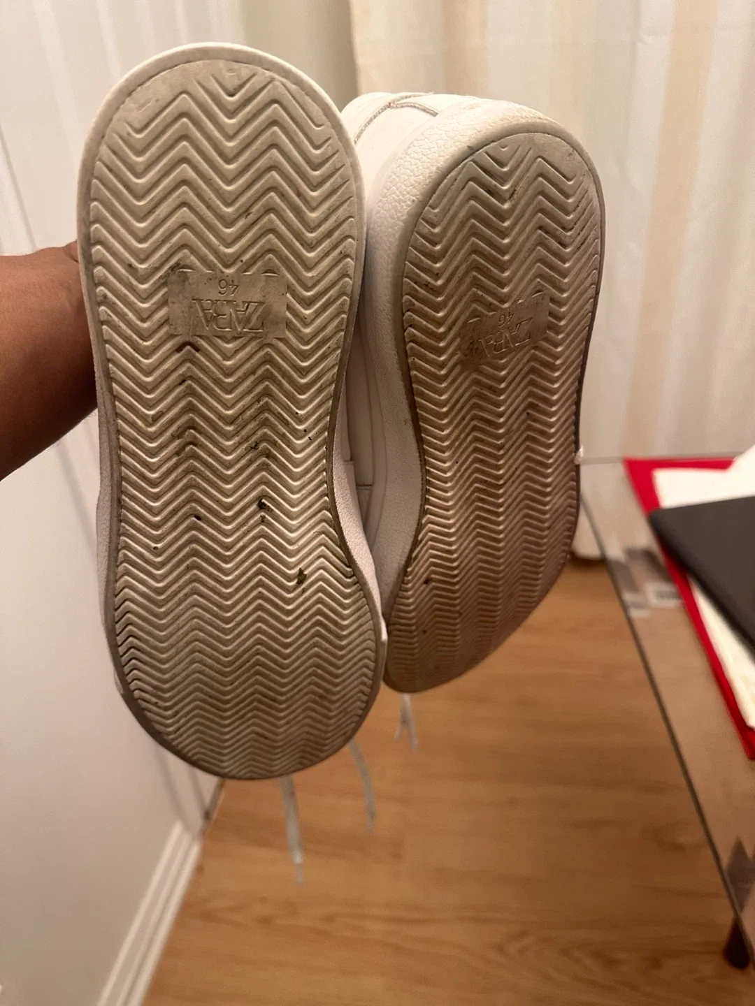 Zara White Sneakers - Size 46 image indicator(2)