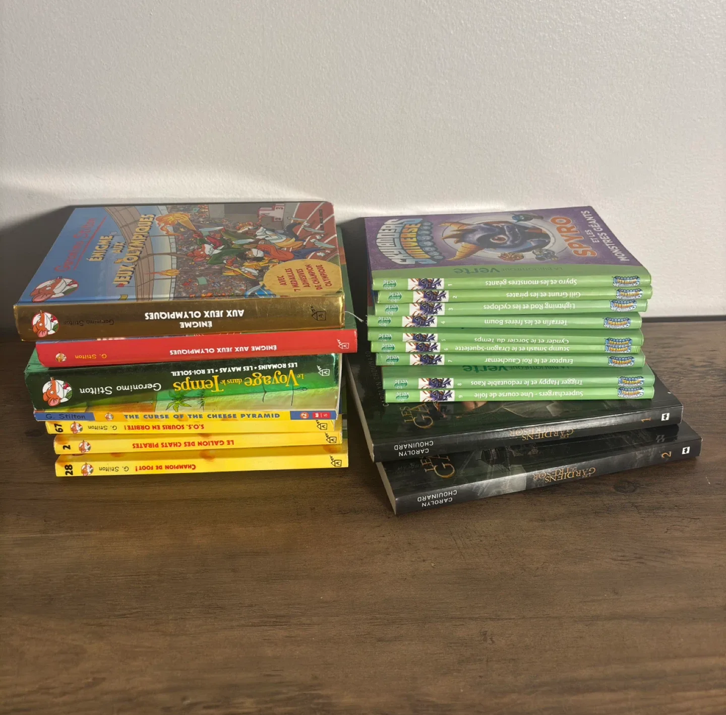 Children's Books Bundle - Instant Pickup! thumbnail