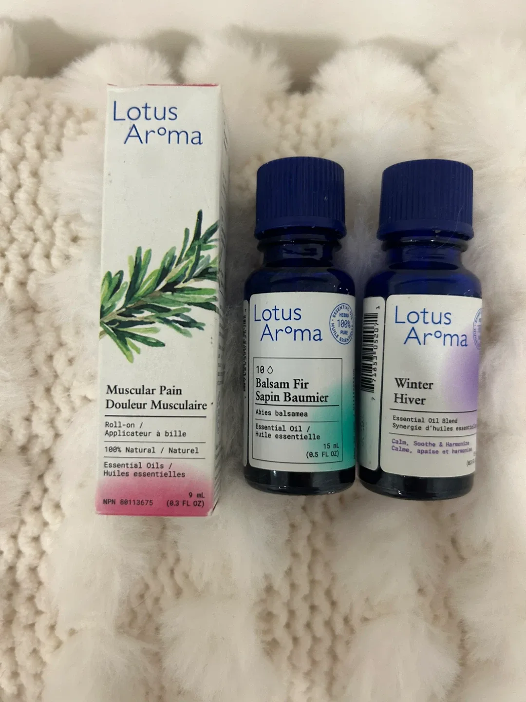 Lotus Aroma Essential Oils (Balsam Fir & Winter) thumbnail