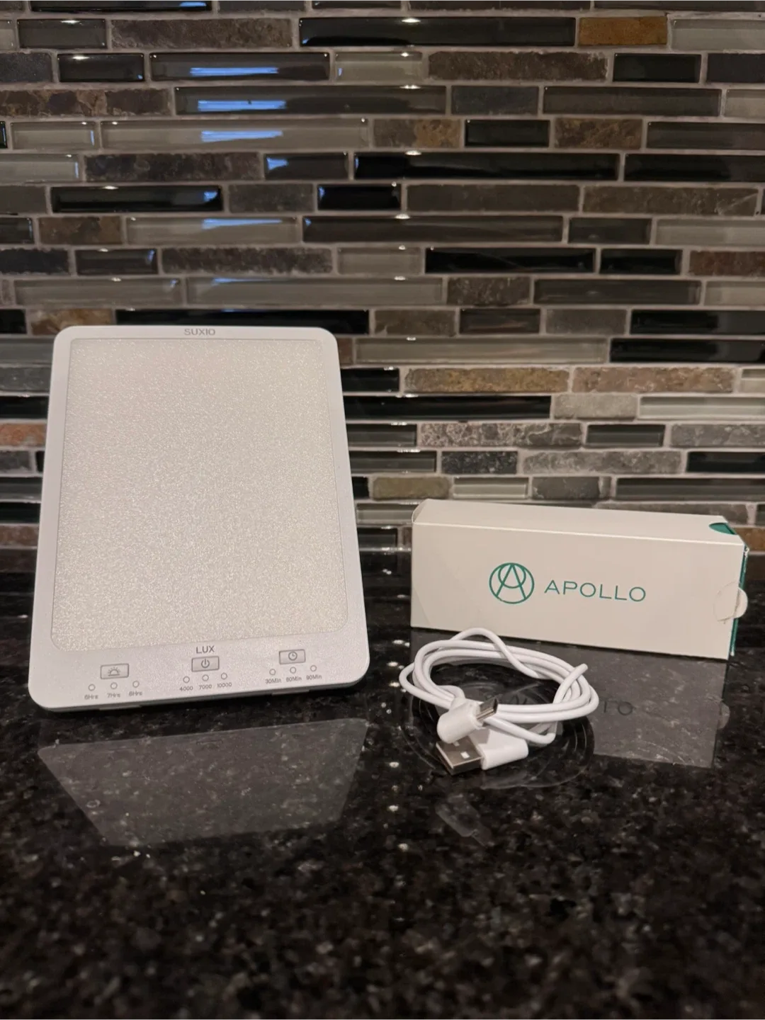 Wellness kit Apollo Neuro Stress Relief + happy light thumbnail