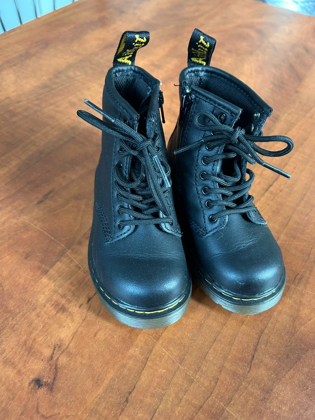 Dr. Martens Toddler Boots, Size 7 US thumbnail