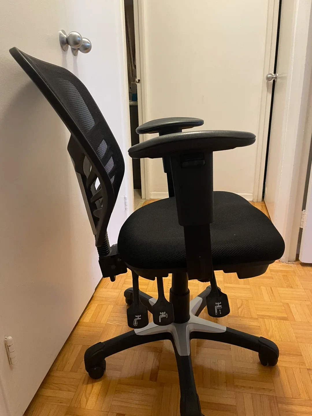 Black Office Chair image indicator(9)