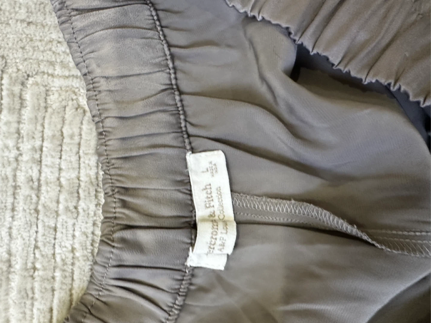 Abercrombie & Fitch Lounge Shorts - Size L - photo 3