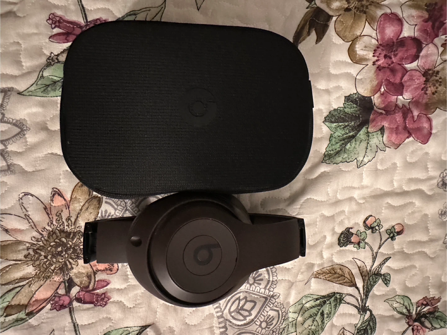 Beats Solo Pro Wireless Headphones - Black